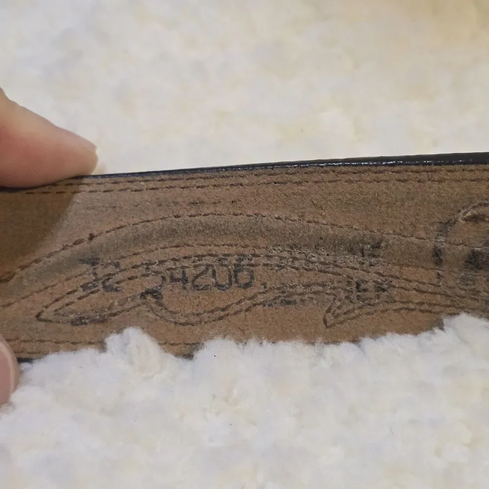 Larry Mahan Tooled Leather Men's Brown Leather Western Style Stitched Belt 32